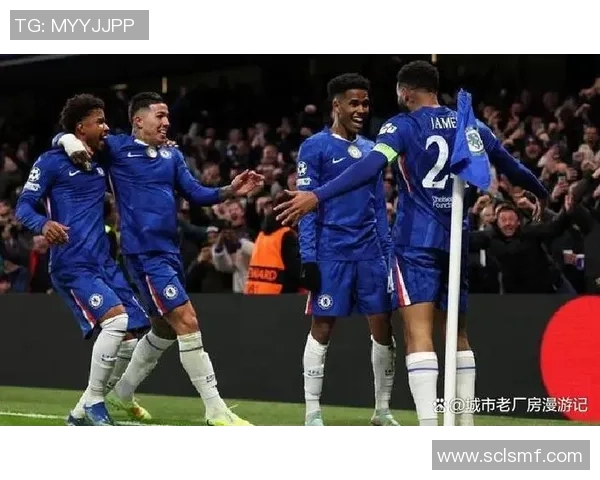 欧冠大战：那不勒斯狂胜里昂五球乌龙球引发争议与全场沸腾